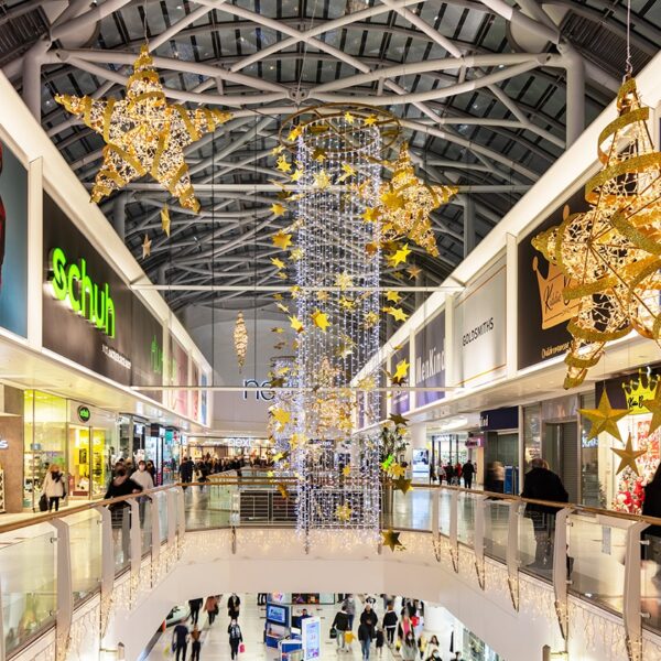 shopping centre christmas light project and installation Braehead