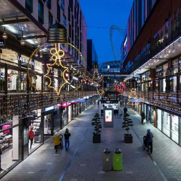 london designer outlet christmas light project