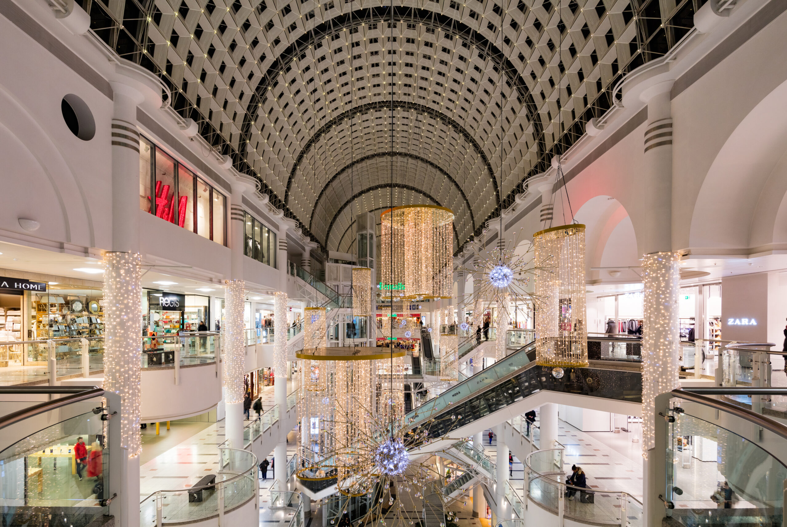 the bentall centre christmas lighting. Shopping centre christmas lights and displays
