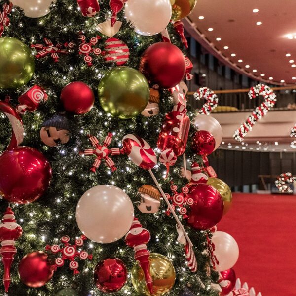 commercial christmas tree by mk illumination