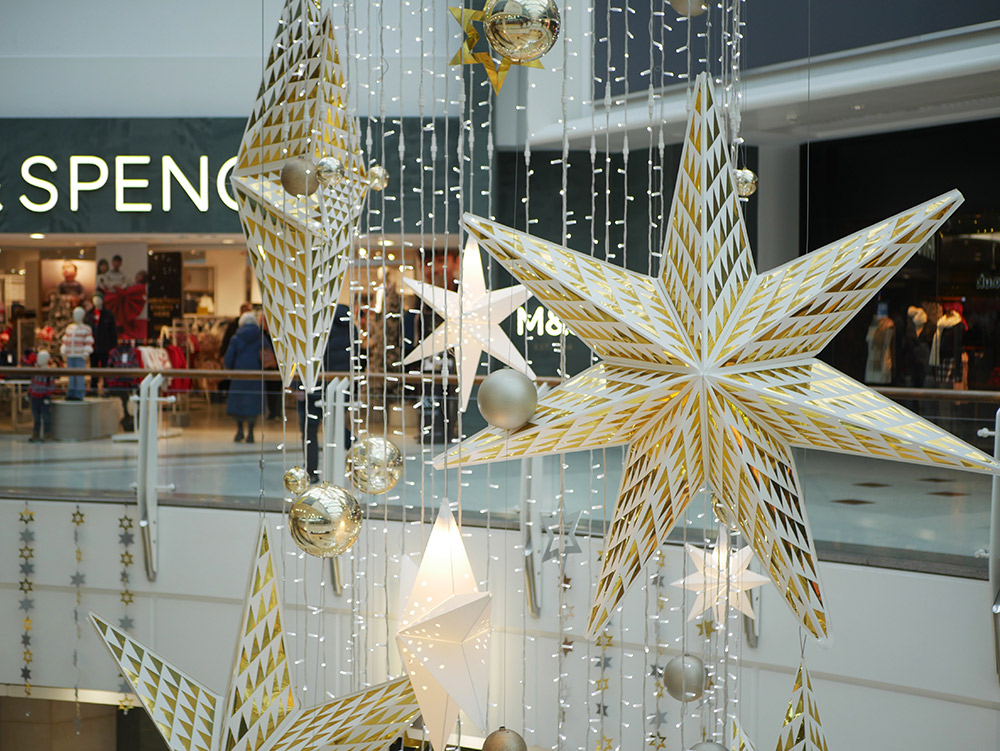 star chandelier shopping centre christmas decoration