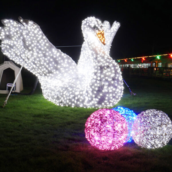 swan light sculpture