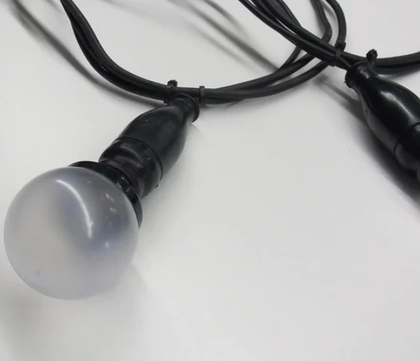 String Lite®QF+, 20 E14 sockets, 10m, black cable, 230V Bulbs Not Included - Image 4