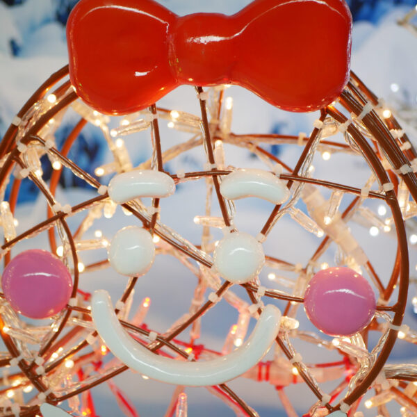 Gingerbread Mum, 98cm x 120cm x 23cm - Image 8