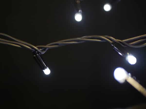 String Lite QF+® 105 LEDwh, 15 flash LEDwh, 12m black cable, 230V, 10,5W - Image 5