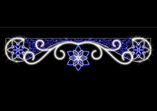 Poinsettia & Swirl 400x90cm BL & WH LED 220-240v Chasing Effect, 5m Power cord & 3-pin Mains Plug