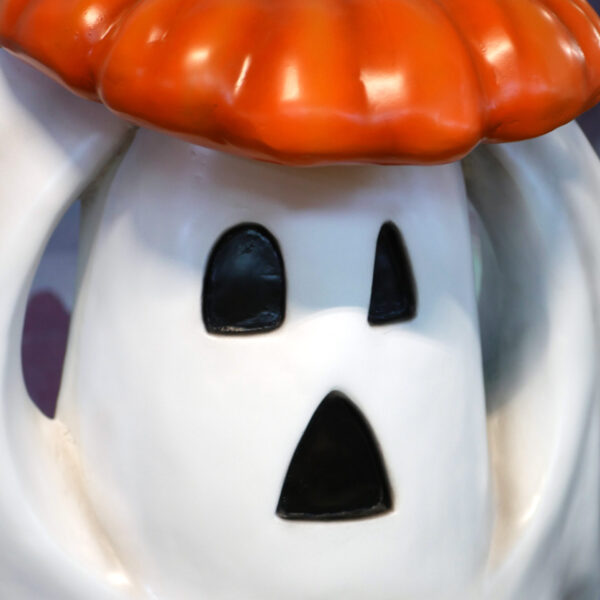 Ghost Hiding in Pumpkin, 76cm x 152cm x 73cm - Image 8