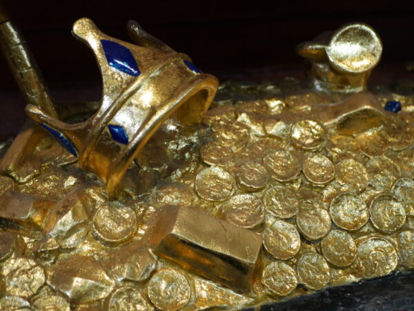 Treasure Chest, 110cm x 95cm x 55cm - Image 6