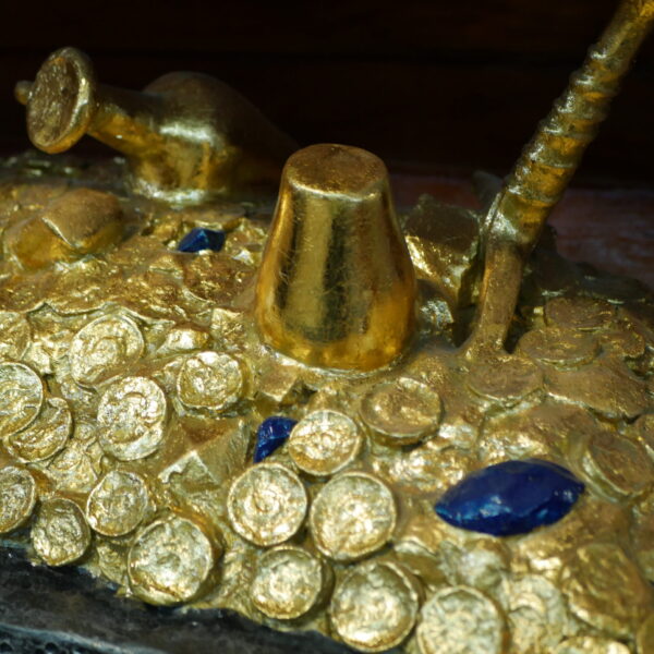 Treasure Chest, 110cm x 95cm x 55cm - Image 7