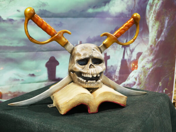 Skull on a Book, 25cm x 60cm x 50cm - Image 7