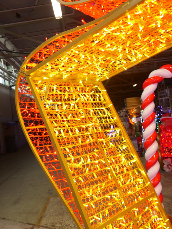 Gold Archway with Red Bow, 370cm x 80cm x 320cm, 24v, 5m Power Cord, IP65 Plug - Image 5