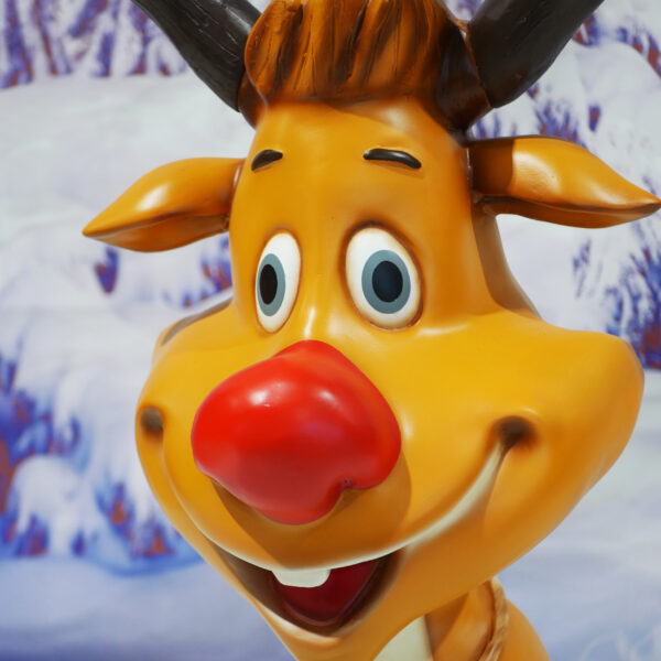 Sitting Reindeer, 80x65x135cm - Image 5