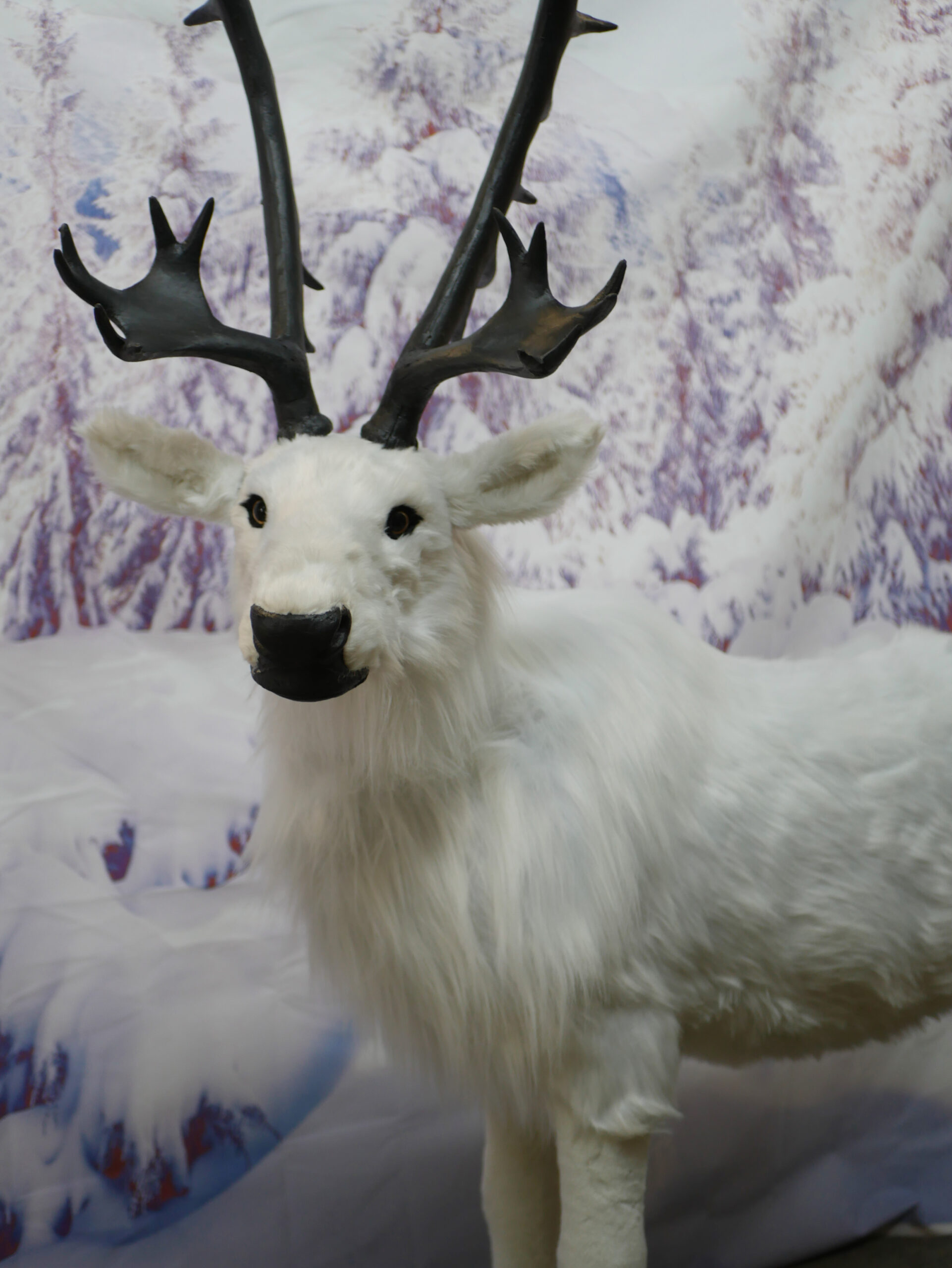 180cm White Reindeer - Image 2