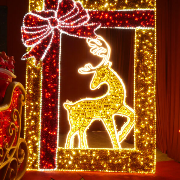 Gold Frame with Red Bow Photo, 180x230cm, 24v - Image 4