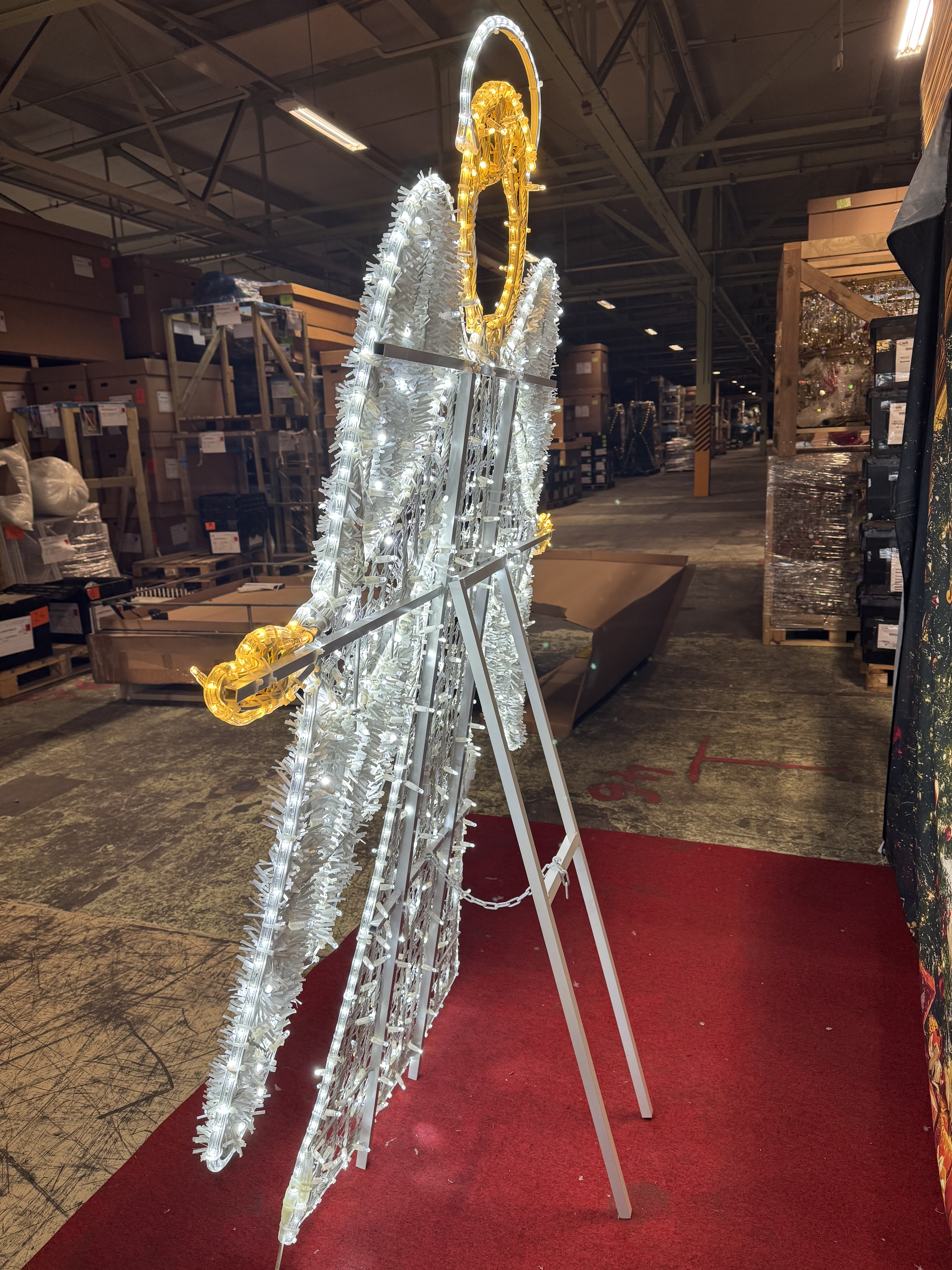 Angel 2 Photo Op, 195cm x 150cm, 24v, 5m Power Cord, IP65 Plug - Image 4