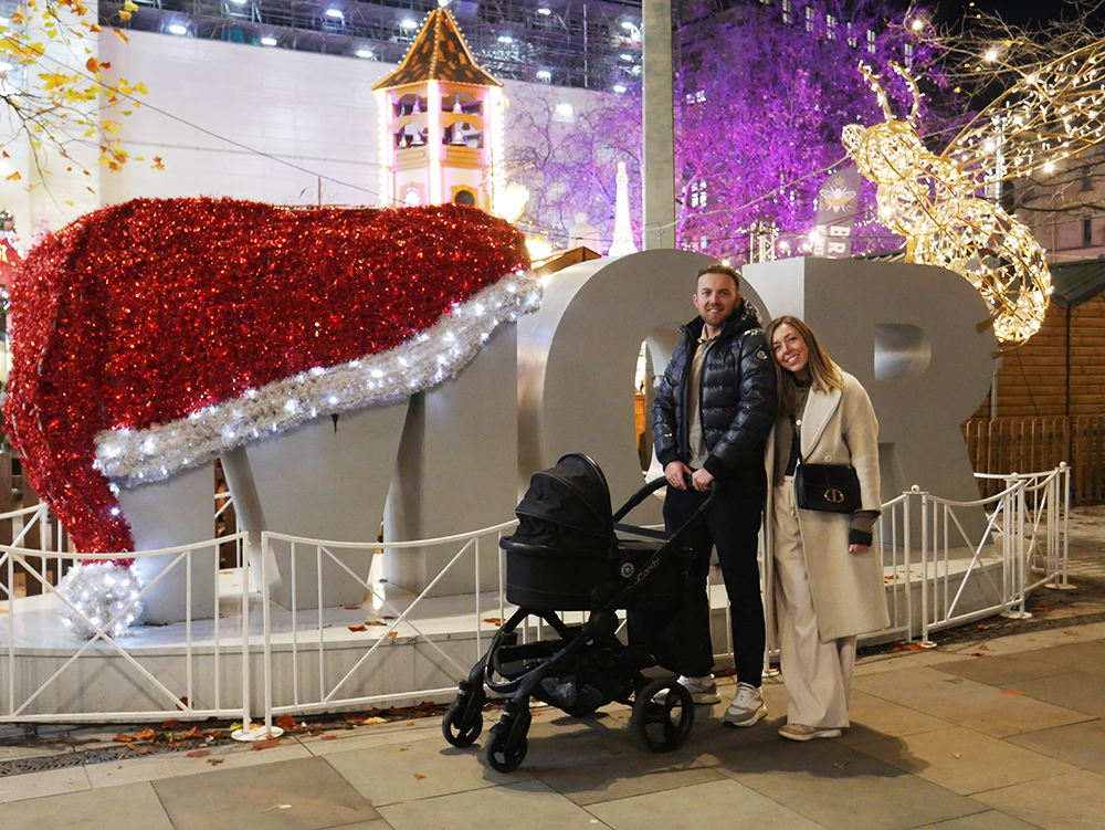 Manchester MCR Sculpture with family