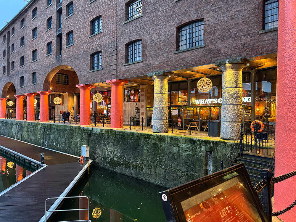 Royal Albert Dock Christmas Outside Christmas Lighting