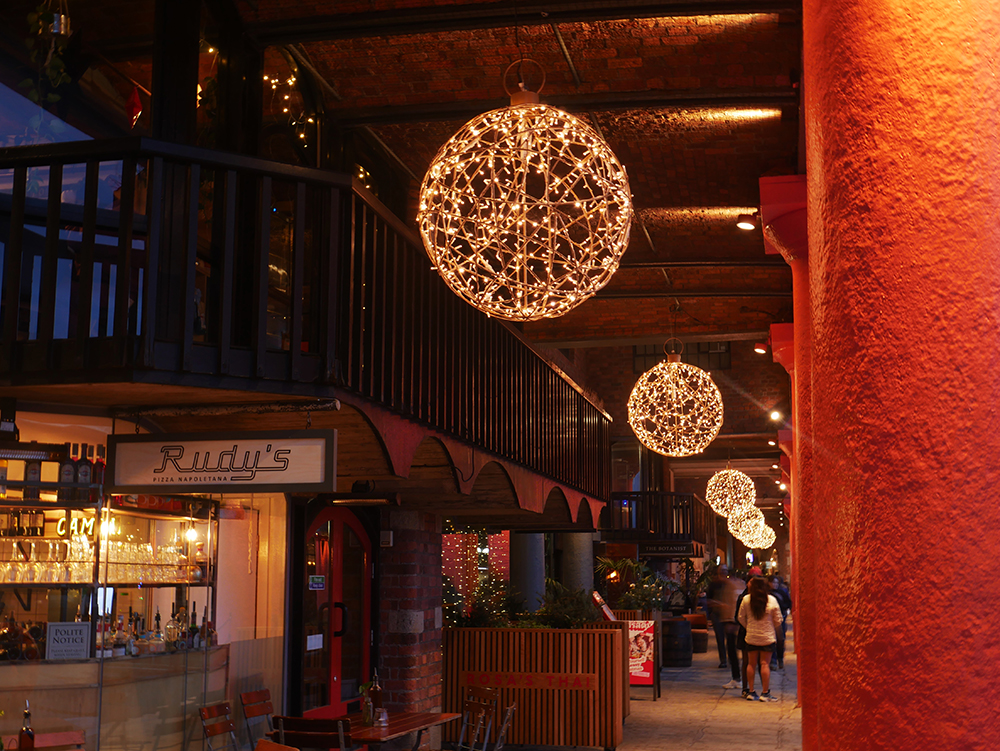 Royal Albert Dock Christmas Restaurant Lighting