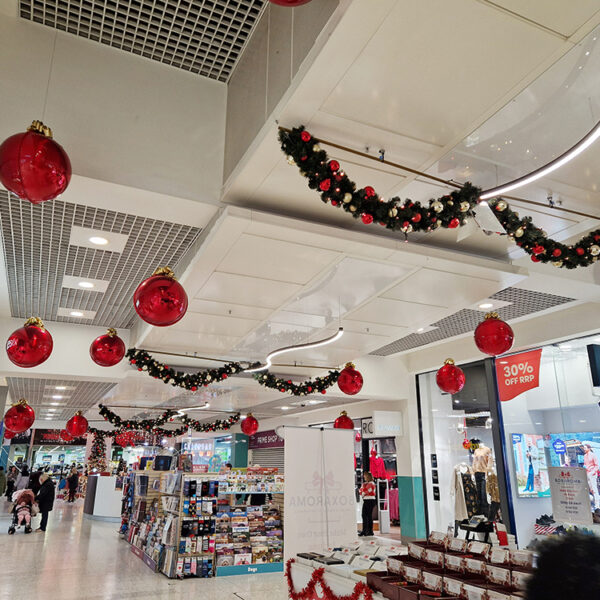 St Johns Shopping Centre Leeds Christmas Lights Garlands