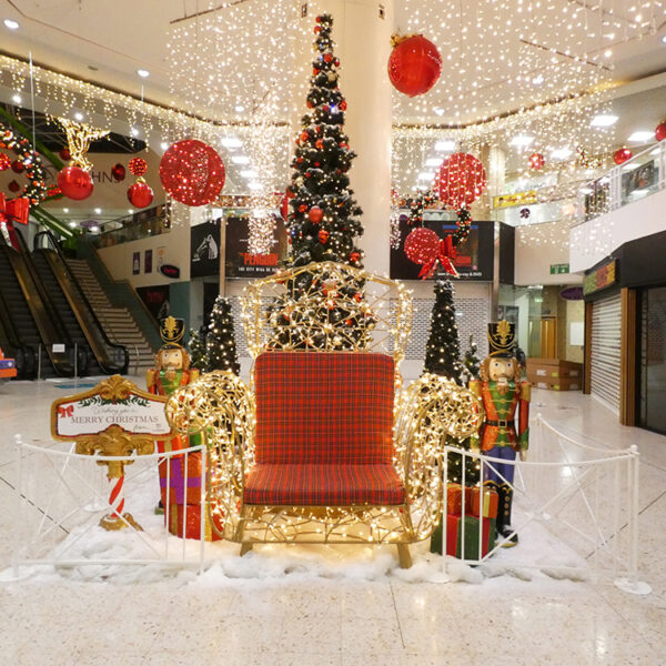St Johns Shopping Centre Leeds Christmas Lights Santa Chair Photo Op