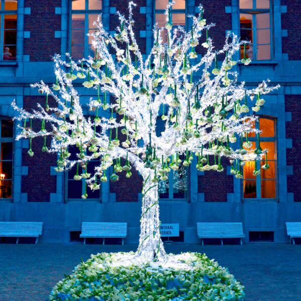 Illuminated Tree Sculpture 6