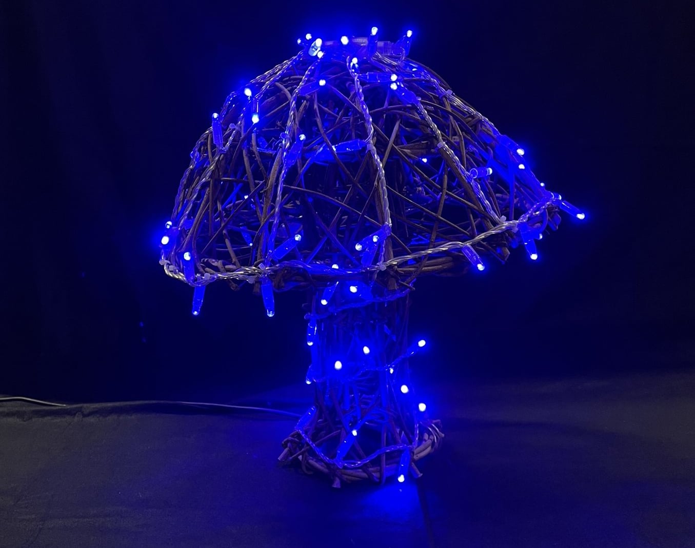 Woodland Mushroom Small 35cm(W) x 45cm(H) 35cm(D) 80 BL LEDs 2.9 Watt