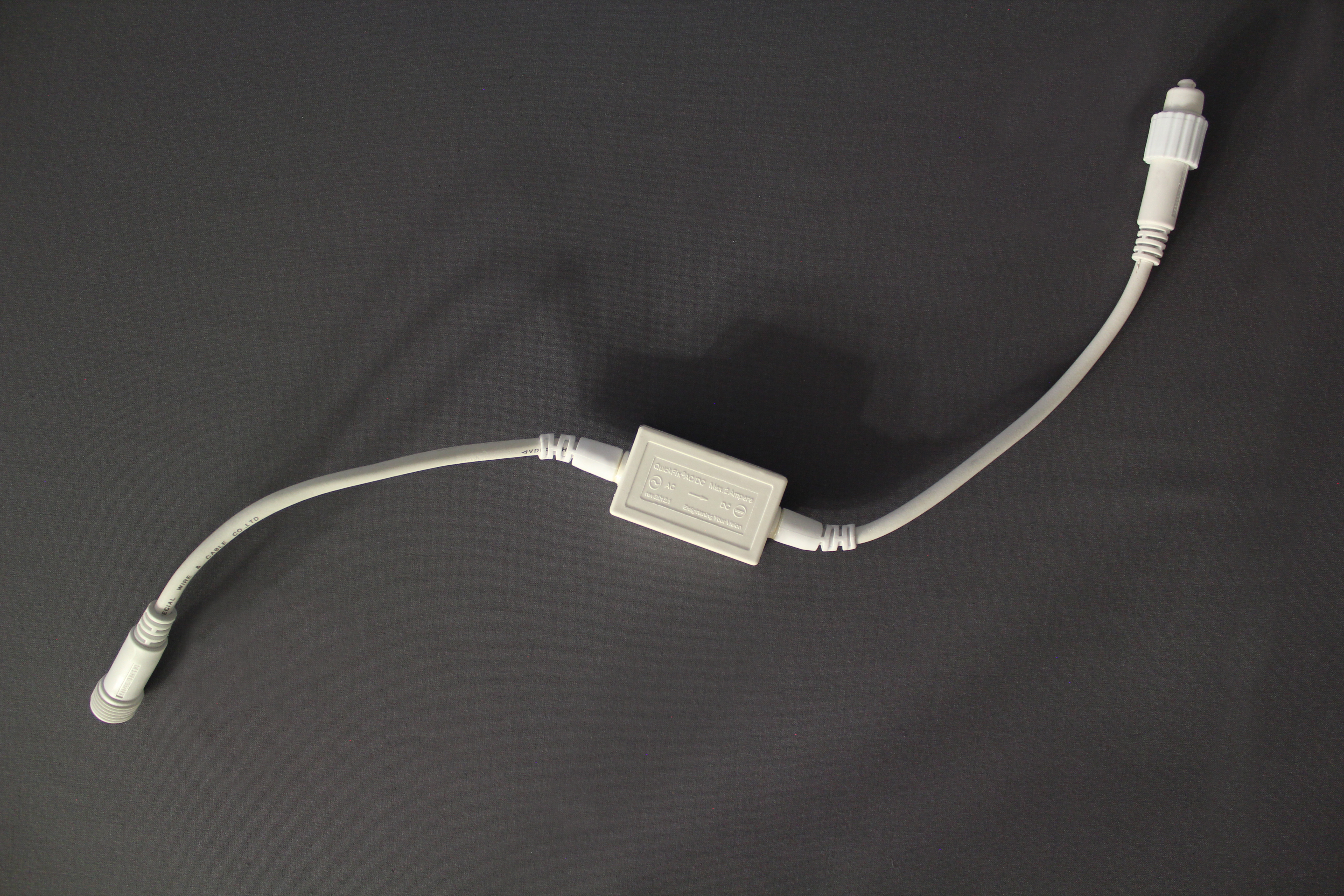 QF 230V AC/DC Adapter, white rubber cable