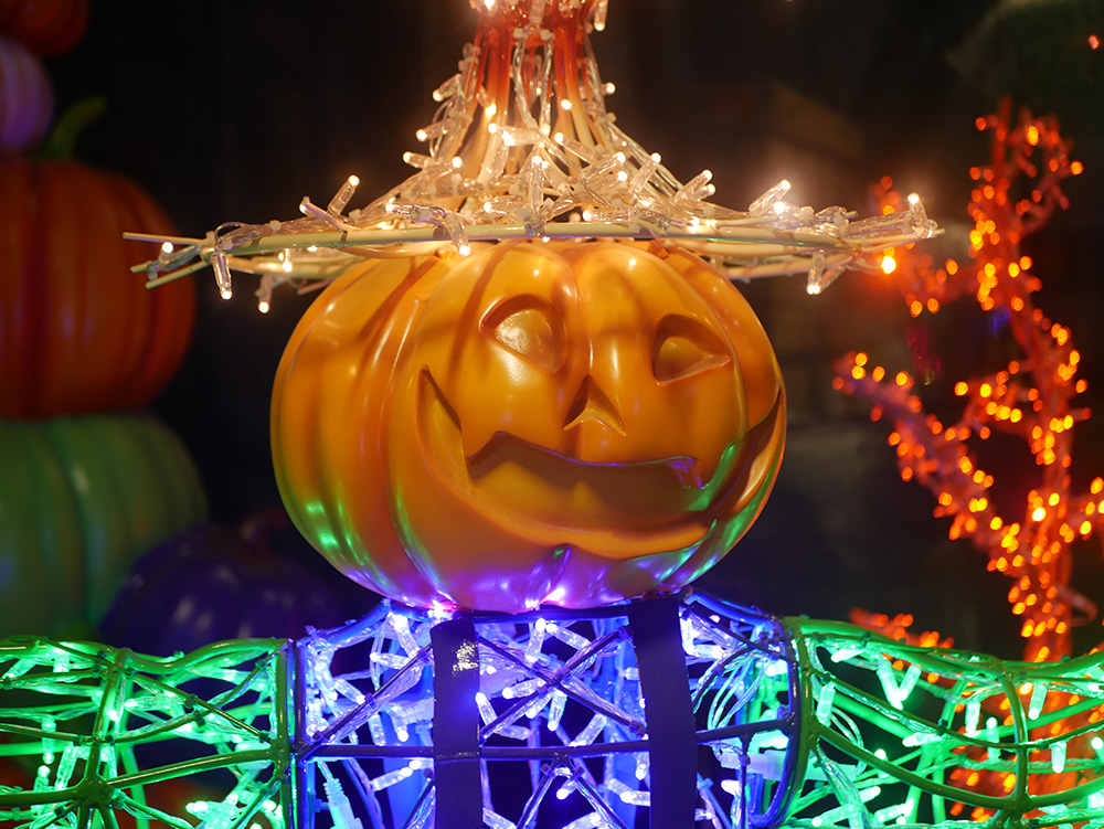 Illuminated Scarecrow Prop