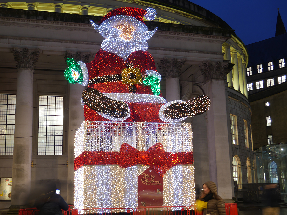 Manchester Bespoke Santa Light Sculpture