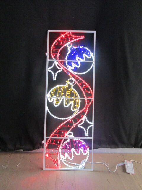 Bauble & Ribbon Swirl, 200x70cm - Image 2