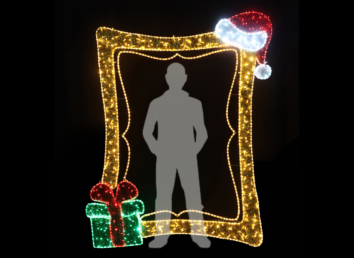 Santa Hat Photo Op, 210cm (H), 24v - Image 3