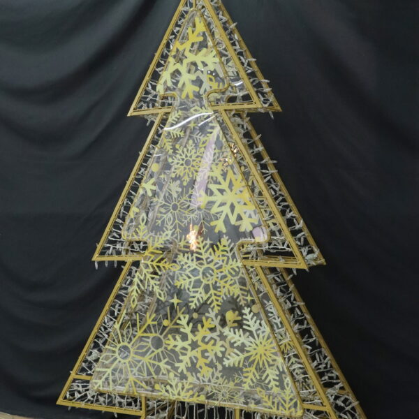 Golden snowflake tree, 140x230x30cm - Image 5