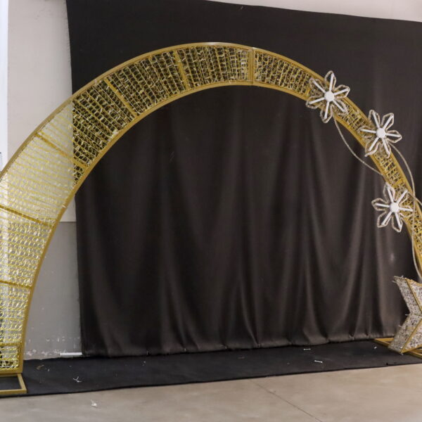 Shooting Star Arch, 470x20x250cm, 36v - Image 4