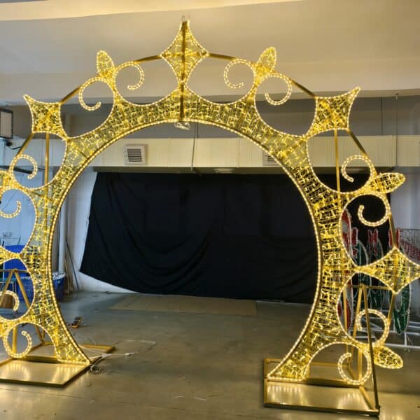 Crown Archway, 430x310cm, 36v - Image 5