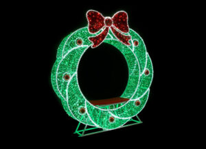 Seated wreath Photo Op 216x200x35cm