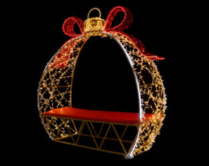 Bauble photo op with seat 230x220x86cm