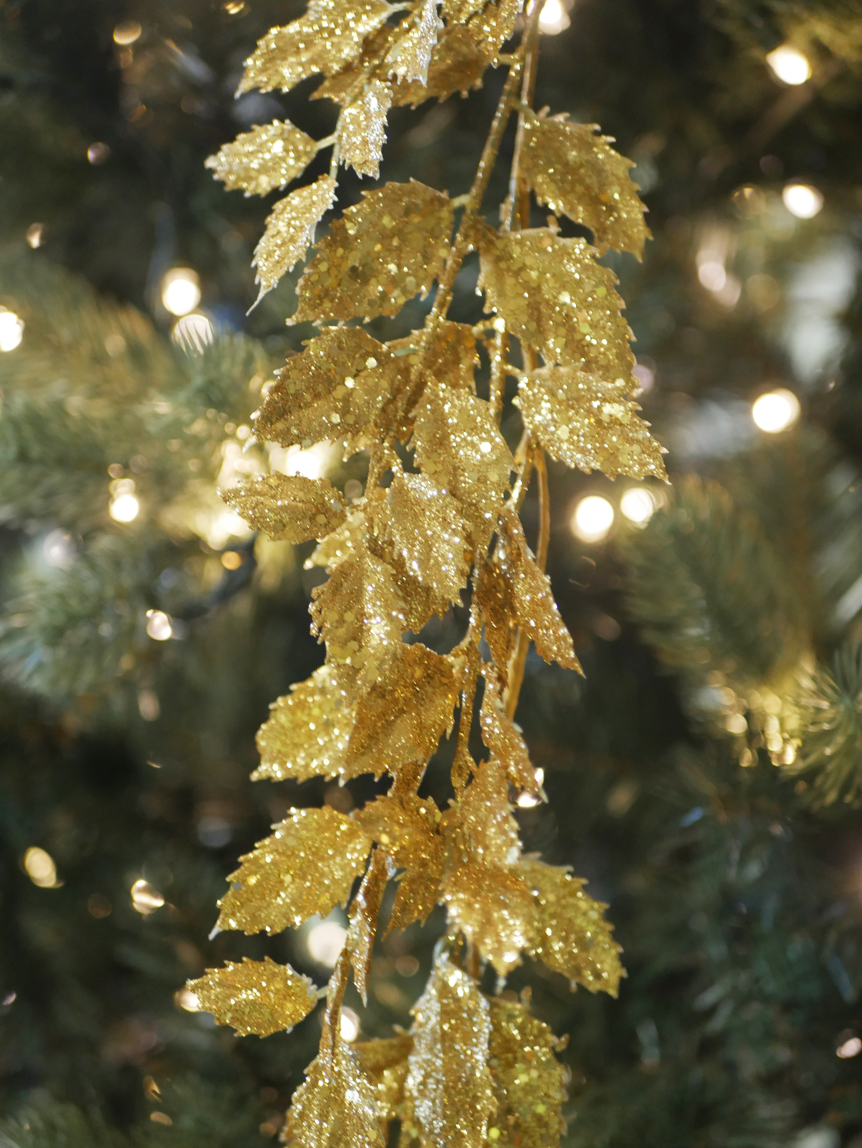 180cm glitter leaf garland - classic gold